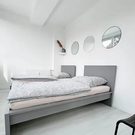 Work & * Langenfeld (North Rhine-Westphalia)