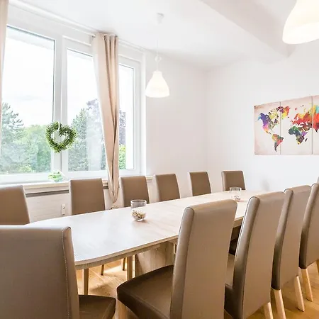 Work & * Langenfeld (North Rhine-Westphalia)