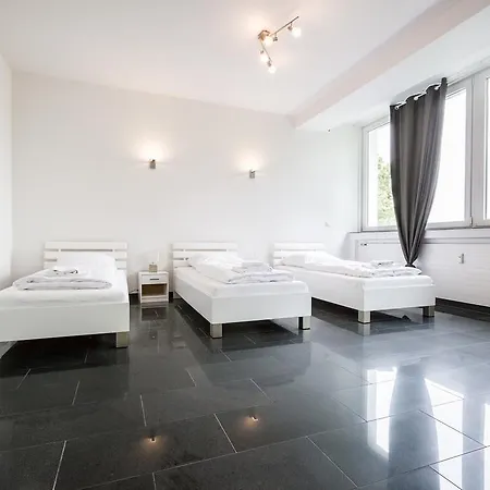 Work & * Langenfeld (North Rhine-Westphalia)