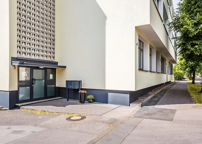 Work & 朗根费尔德