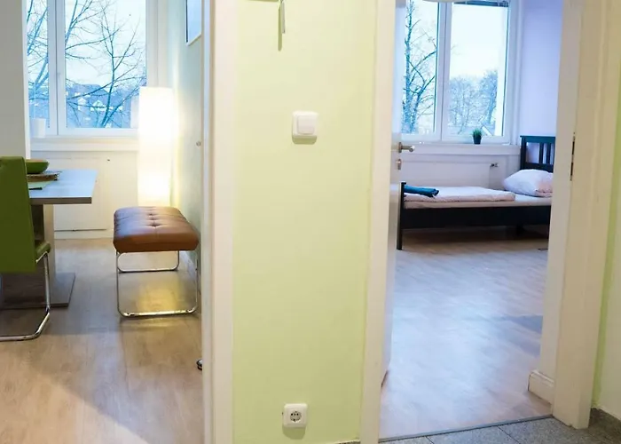 Work & * 朗根费尔德