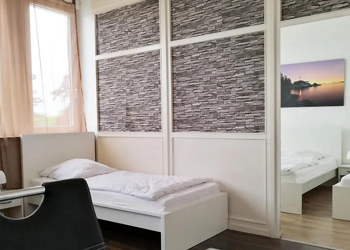 Work & 公寓 朗根费尔德